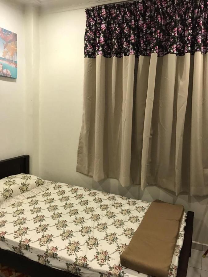 Homestay Dayani Musleem Porto Dickson Exterior foto